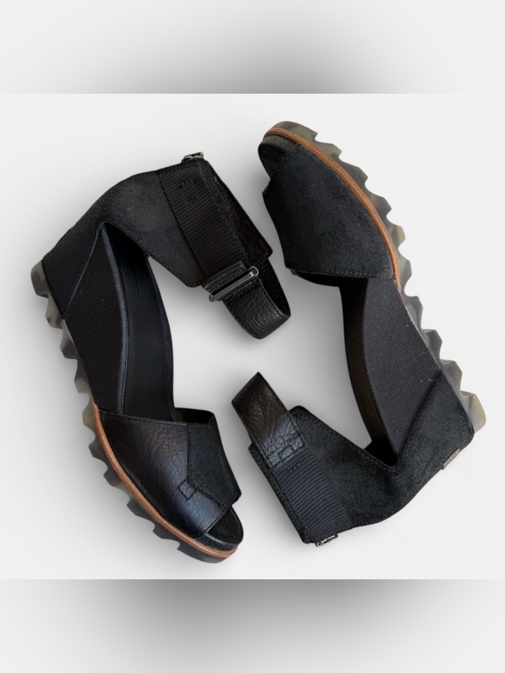 SOREL Sz 8.5 Joanie II Black Suede Wedge Sandals Original $150 Exc Cond